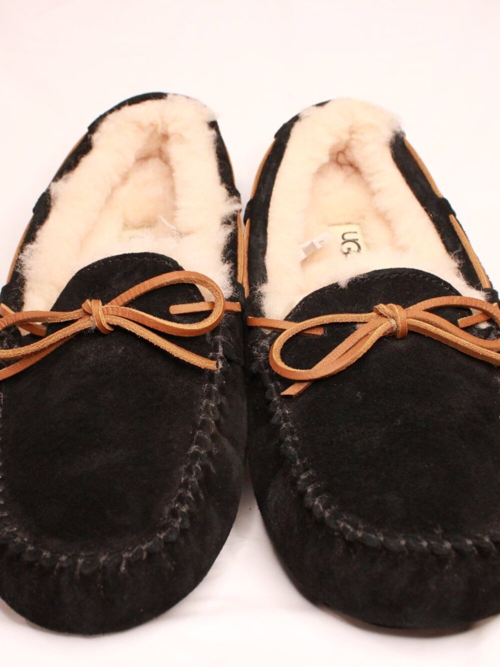 UGG Dakota 5612 Black Suede Wool Moccasin Slippers Women’s Size 7